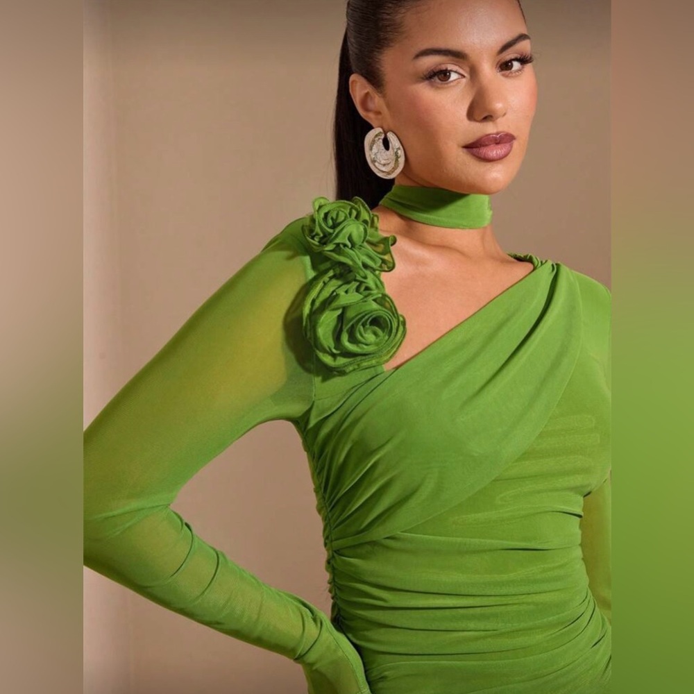 SHEIN Green One-Shoulder Long Sleeve Dress - Picture 3 of 5